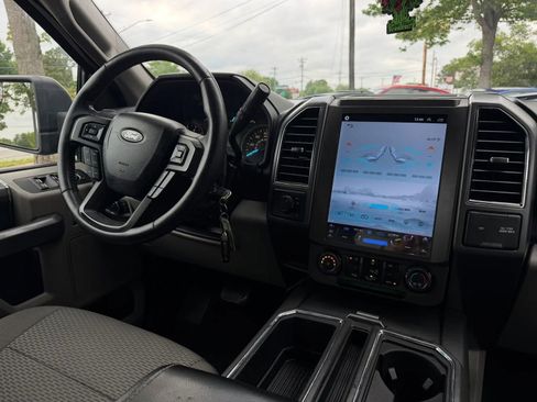 Used 2018 Ford F150 XLT w/ Equipment Group 302A Luxury RWD image 15
