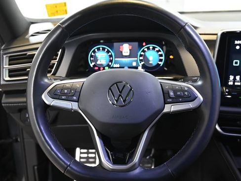 Used 2024 Volkswagen Atlas Cross Sport SEL R-Line AWD/4WD image 4