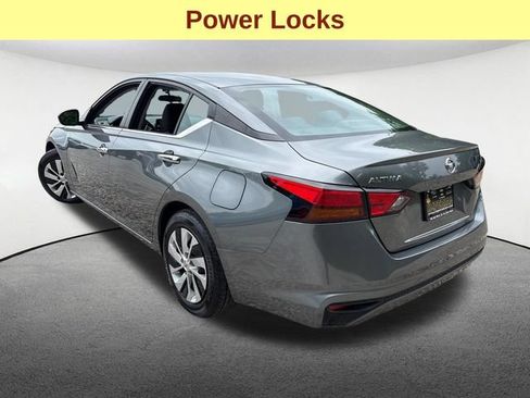 Used 2022 Nissan Altima 2.5 S FWD image 10