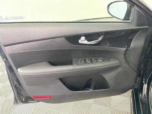 Used 2024 Kia Forte GT-Line FWD image 19