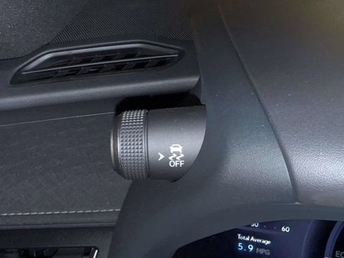 New 2026 Lexus UX 300h AWD image 16