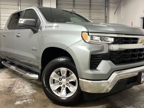 Used 2026 Chevrolet Silverado 1500 LT RWD image 1
