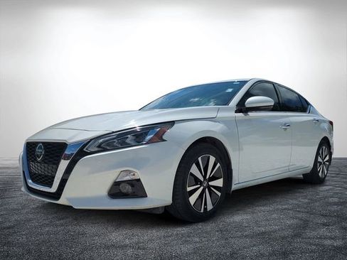 Used 2022 Nissan Altima 2.5 SL FWD image 8
