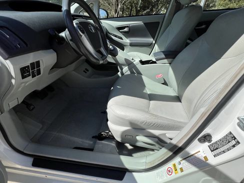 Used 2010 Toyota Prius Two image 25