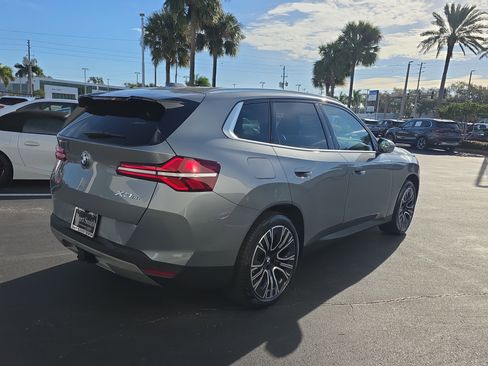 Used 2025 BMW X3 xDrive30i w/ Premium Package image 3