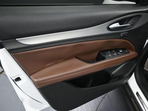 Used 2019 Alfa Romeo Stelvio Ti Sport w/ Quick Order Package 22S Sport image 10