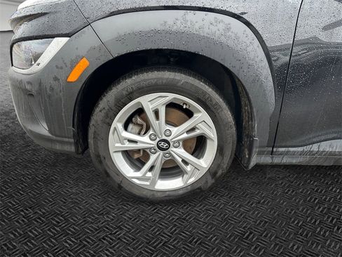 Used 2023 Hyundai Kona SEL w/ Convenience Package image 11