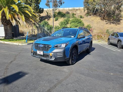 Used 2023 Subaru Outback Wilderness AWD/4WD image 3