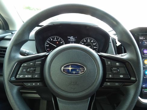 Used 2025 Subaru Crosstrek 2.0i Premium AWD/4WD image 17