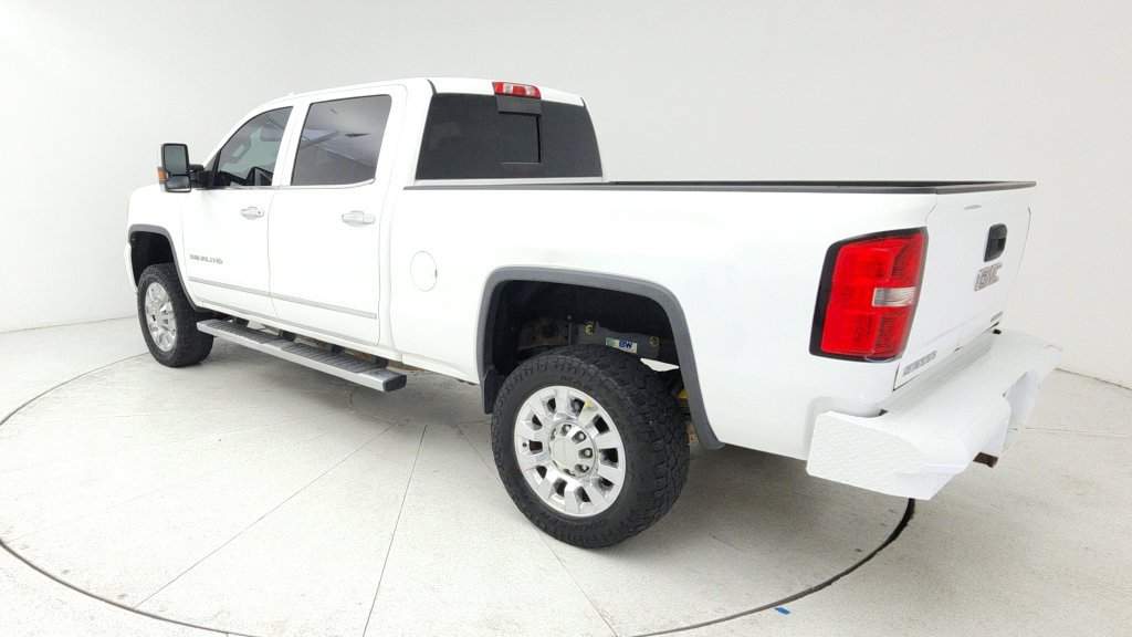 Used 2015 GMC Sierra 2500 Denali w/ Duramax Plus Package AWD/4WD image 5