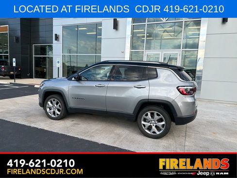 Used 2022 Jeep Compass Limited AWD/4WD image 24