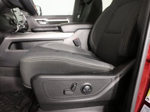 Used 2024 RAM 1500 Lone Star image 9