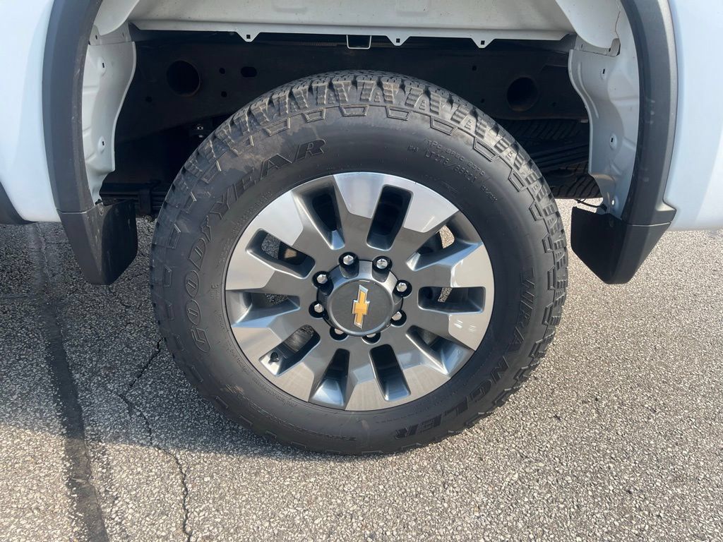 New 2025 Chevrolet Silverado 2500 Custom w/ Custom Convenience Package AWD/4WD image 33