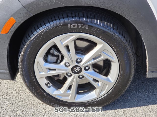 Used 2023 Hyundai Kona SEL AWD/4WD image 17
