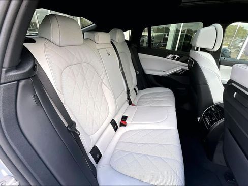 Certified 2026 BMW X6 xDrive40i image 21