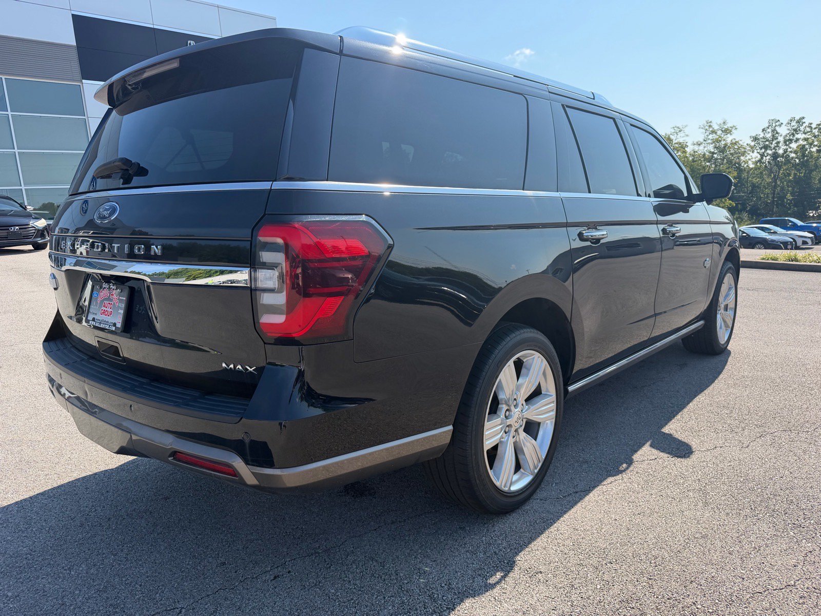 Used 2023 Ford Expedition Max King Ranch AWD/4WD image 14