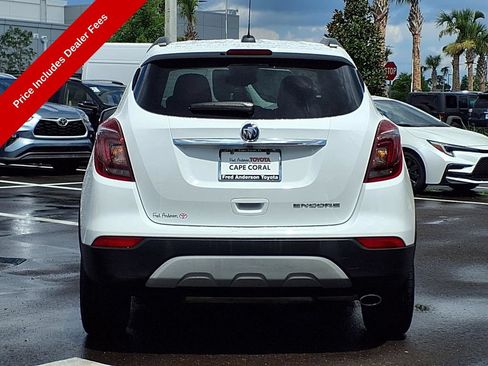 Used 2020 Buick Encore Essence FWD image 6