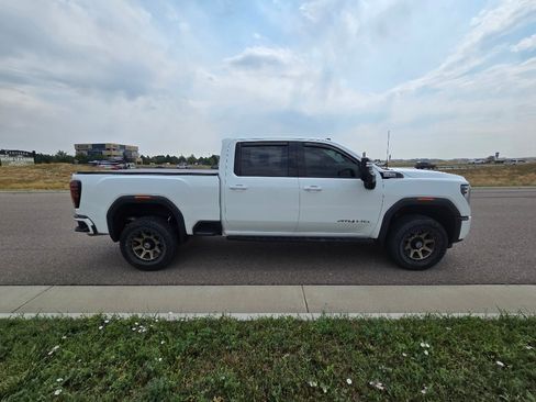 Used 2024 GMC Sierra 2500 AT4 w/ AT4 Premium Plus Package AWD/4WD image 6