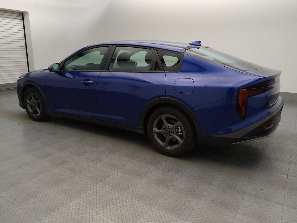 Used 2025 Kia K4 FWD image 3