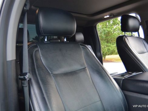 Used 2019 Ford F250 Lariat w/ Lariat Ultimate Package image 12