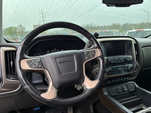 Used 2018 GMC Sierra 1500 Denali w/ Denali Ultimate Package image 5