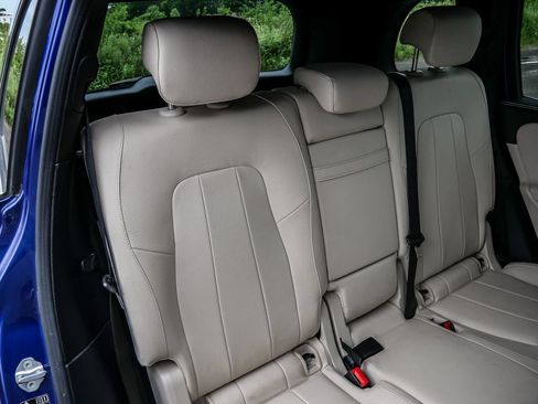 Used 2021 Mercedes-Benz GLB 250 4MATIC image 23