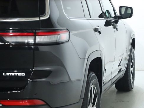 Used 2024 Jeep Grand Cherokee L Limited w/ Luxury Tech Group II image 48