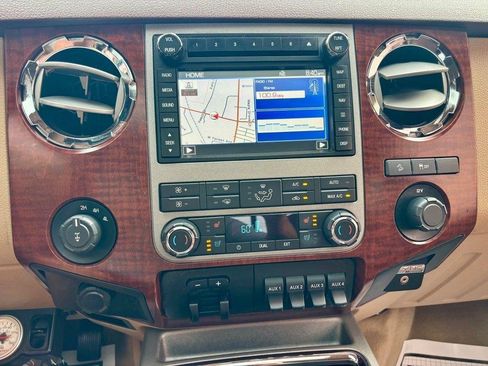 Used 2012 Ford F250 King Ranch w/ King Ranch w/Chrome Pkg AWD/4WD image 20