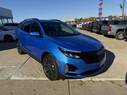 Used 2024 Chevrolet Equinox RS w/ RS Leather Package image 7