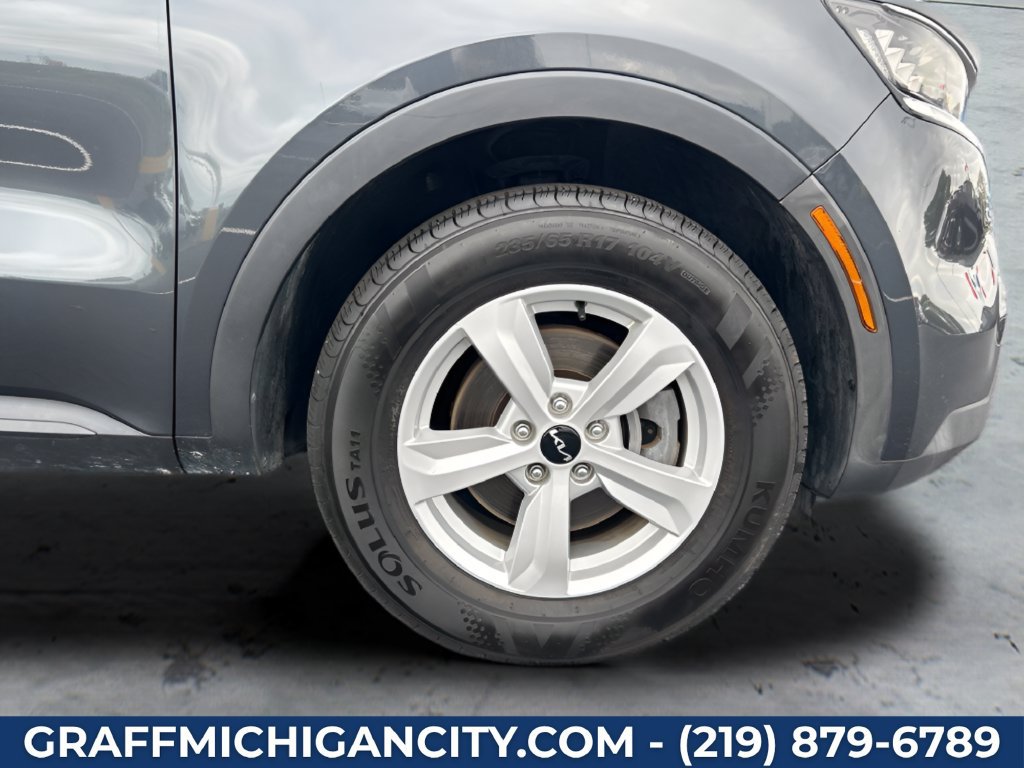 Used 2022 Kia Sorento LX FWD image 38