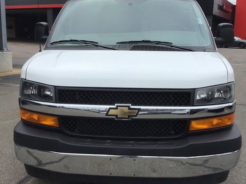 Used 2024 Chevrolet Express 2500 w/ Driver Convenience Package RWD image 2