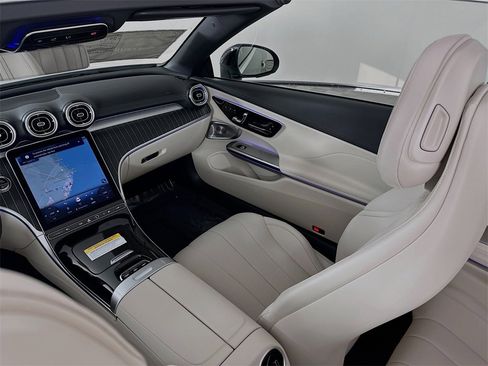 New 2026 Mercedes-Benz CLE 450 4MATIC Cabriolet image 24