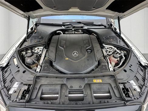 Used 2022 Mercedes-Benz S 580 S 580 image 32