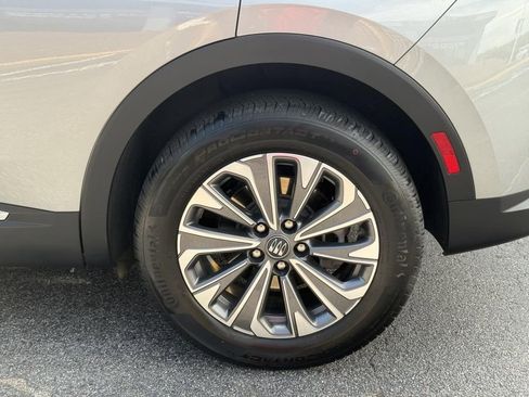 Used 2024 Buick Envision Preferred AWD/4WD image 25