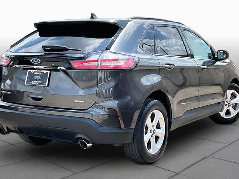 Used 2020 Ford Edge SE FWD image 13