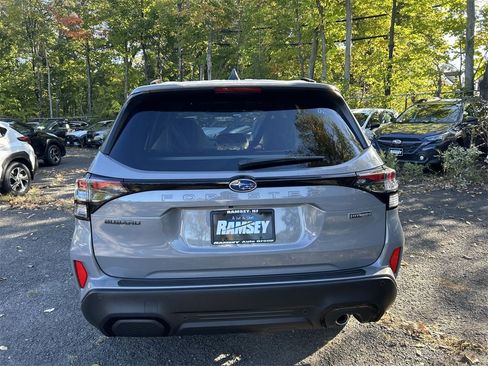 New 2025 Subaru Forester Touring image 7