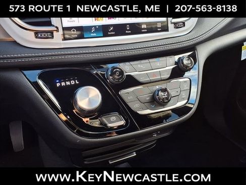 New 2026 Chrysler Pacifica Select image 10