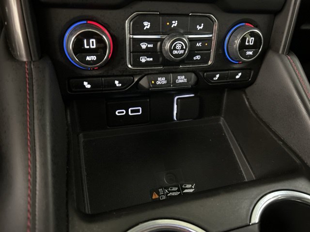 Used 2024 Chevrolet Suburban RST w/ Luxury Package AWD/4WD image 19