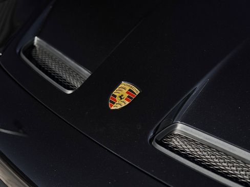 Used 2023 Porsche 911 GT3 image 7