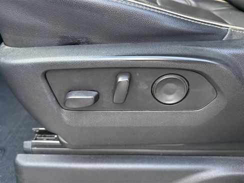 Used 2021 Chevrolet Tahoe Premier image 17