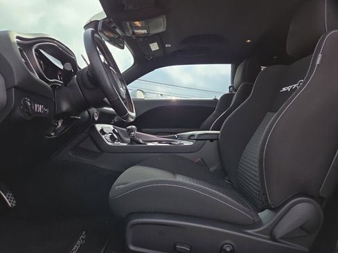 Used 2021 Dodge Challenger SRT Hellcat image 9