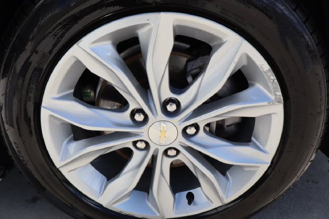 Used 2025 Chevrolet Malibu LT FWD image 46