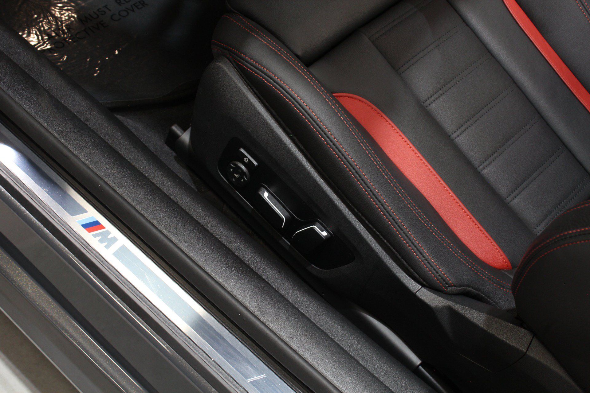 Used 2026 BMW M440i Convertible w/ Premium Package RWD image 53