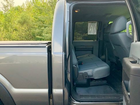 Used 2014 Ford F250 XL w/ Power Equipment Group AWD/4WD image 22