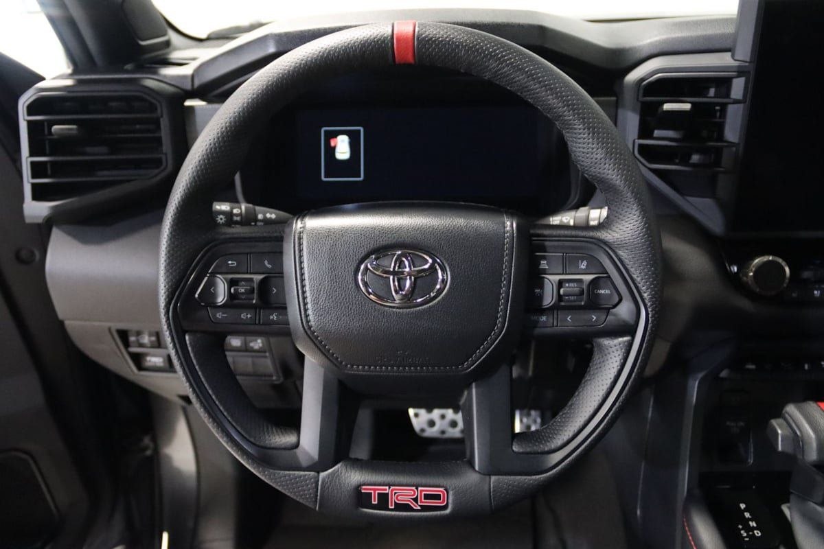 Used 2025 Toyota Sequoia TRD Pro AWD/4WD image 46