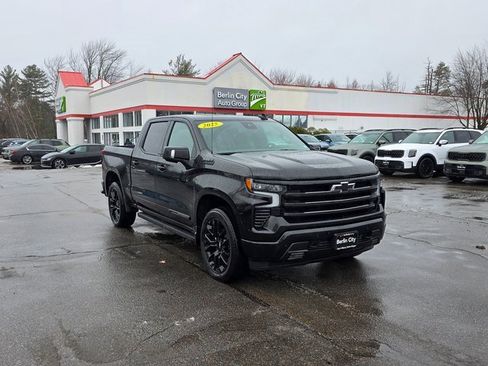 Used 2025 Chevrolet Silverado 1500 High Country w/ Midnight Edition image 29