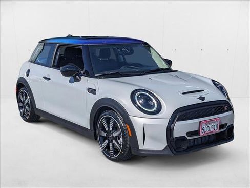 Certified 2023 MINI Cooper S image 3