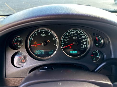 Used 2009 GMC Yukon Denali image 14