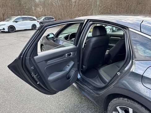 Used 2024 Honda Civic EX-L image 28