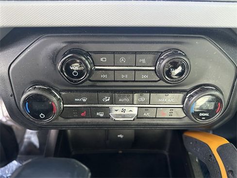 Certified 2021 Ford Bronco Badlands image 24